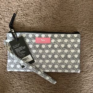 Scout small wristlet